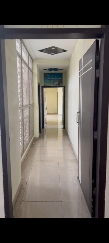 Building Lobby in 3 BHK Apartment at Gomti Nagar – for Rent