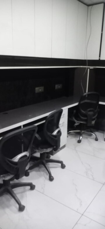  Office Space For Rent in Laxmi Nagar