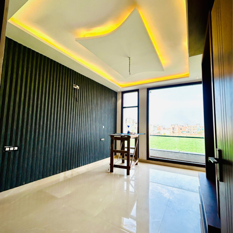 Room, sector 124 3.5 Bedroom 140 Sq.Yd. Independent House In Sector 124 Mohali 8408514