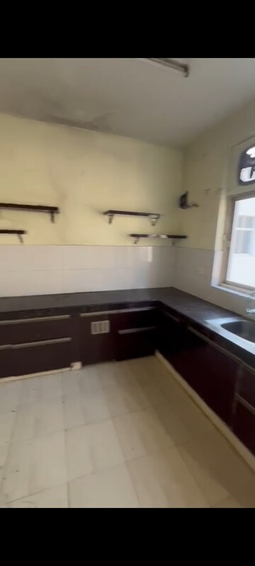 Kitchen in 3 BHK Apartment at Omaxe Heights Gomti Nagar, Gomti Nagar – for Rent