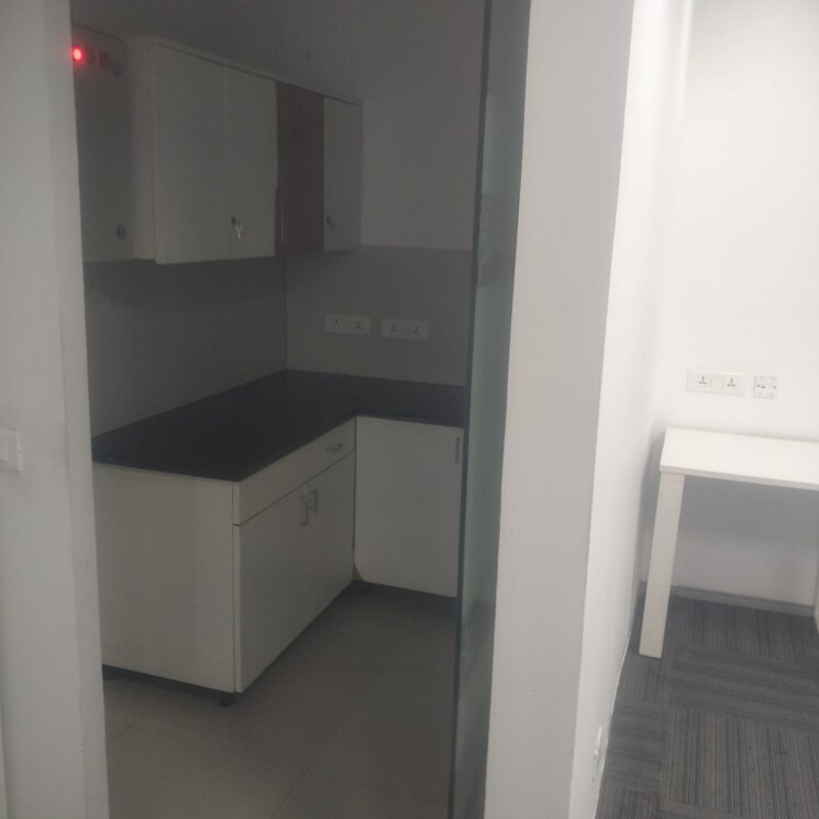 Floor Plan, okaya-center Commercial Office Space 1900 Sq.Ft. In Sector 62 Noida 8408587