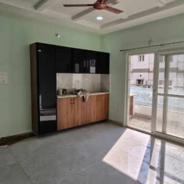 Room in 3 BHK Builder Floor at Kondapur – for Rent