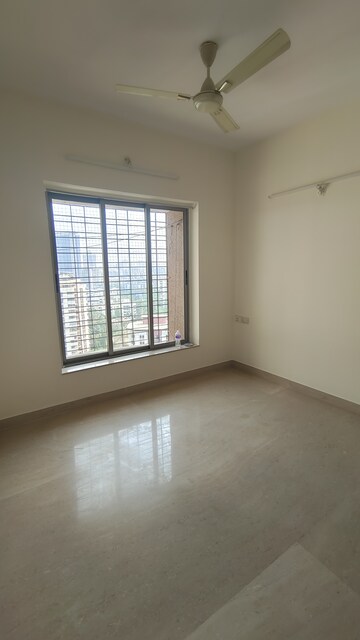Room in 3 BHK Apartment at Siddhachal Phase 8 Building No. 4 Chs Ltd, Manpada – for Rent