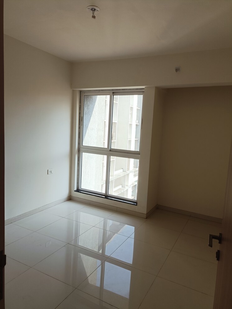 Room, godrej-emerald 2 Bedroom 721 Sq.Ft. Apartment In Ghodbunder Road Thane 8408697