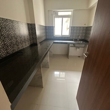 Kitchen in 1.5 BHK Apartment at Lodha Amara, Sandoz Baug – for Rent