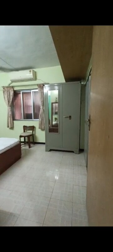 Living Room in 2 BHK Apartment at Diamond Park, Santacruz East – for Rent