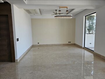 Room in 4 BHK Apartment at ABA County 107, Sector 107 – for Rent