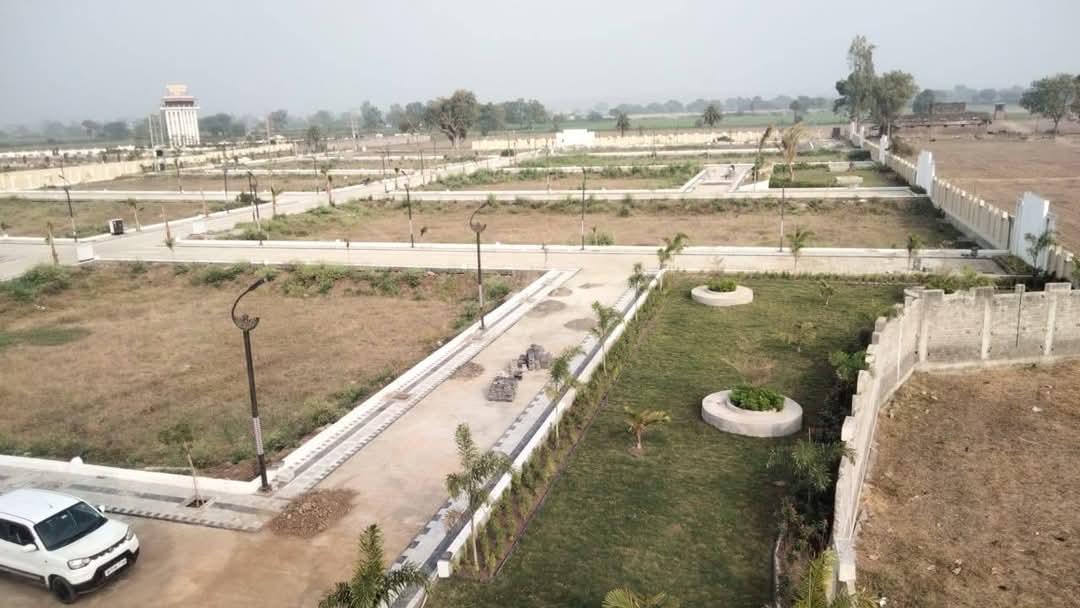 Plot For Sale in Teck Six