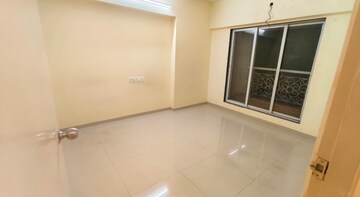 Room in 2 BHK Apartment at Sopan Apartment, Panch Pakhadi – for Rent