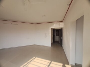Room in 2 BHK Apartment at Nirmal Lifestyle Zircon, Mulund West – for Rent