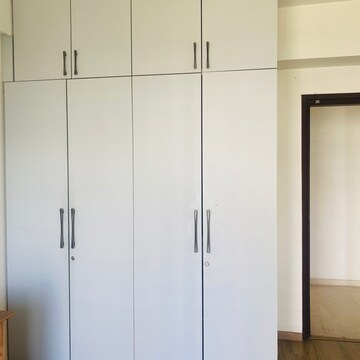 Furnished Amenities in 3 BHK Apartment at Godrej Oasis, Sector 88a – for Rent