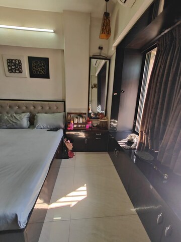 Furnished Amenities in 2 BHK Apartment at NG Complex, Andheri East – for Rent