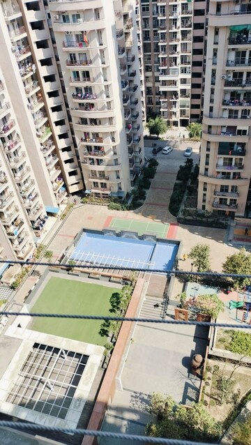 Master Plan in 3 BHK Apartment at Aims Golf Avenue II, Sector 75 – for Rent