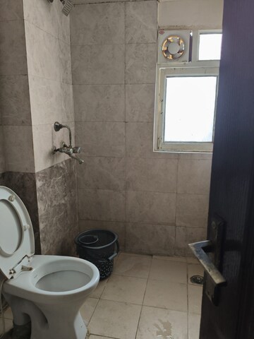 Bathroom in 3 BHK Apartment at Gardenia Golf City, Sector 75 – for Rent