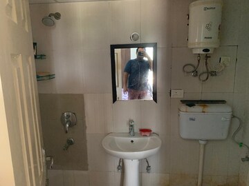 Bathroom in 3 BHK Apartment at Supertech Cape Town, Sector 74 – for Rent