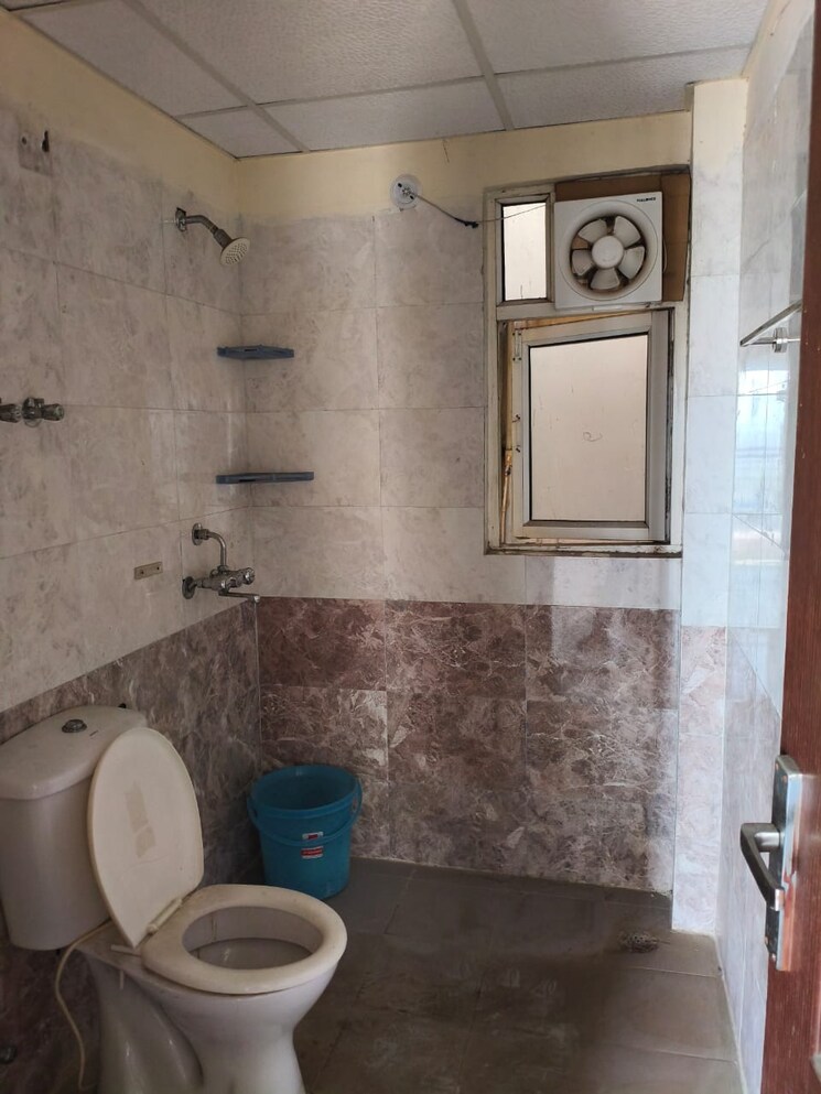 Bathroom, gardenia-golf-city 2 Bedroom 1150 Sq.Ft. Apartment In Sector 75 Noida 8408931
