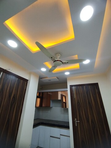 Furnished Amenities in 1 BHK Builder Floor at Uttam Nagar – for Sale
