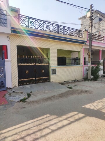 2 BHK Independent House – Exterior View View at Jankipuram Extension - for Rent