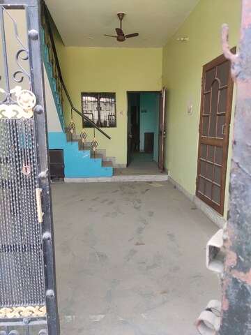 Bedroom in 2 BHK Independent House at Jankipuram Extension – for Rent