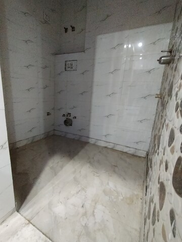 Bathroom in 1 BHK Builder Floor at Uttam Nagar – for Sale