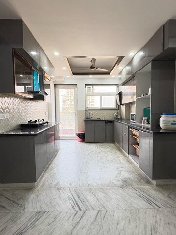 Bedroom in 3 BHK Builder Floor at Sector 22 – for Rent