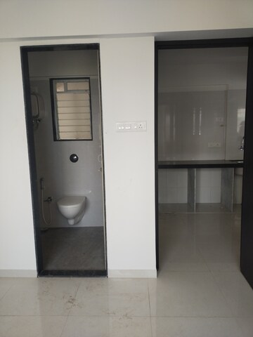 Room in 1.5 BHK Apartment at MICL Aaradhya Nine, Ghatkopar East – for Rent