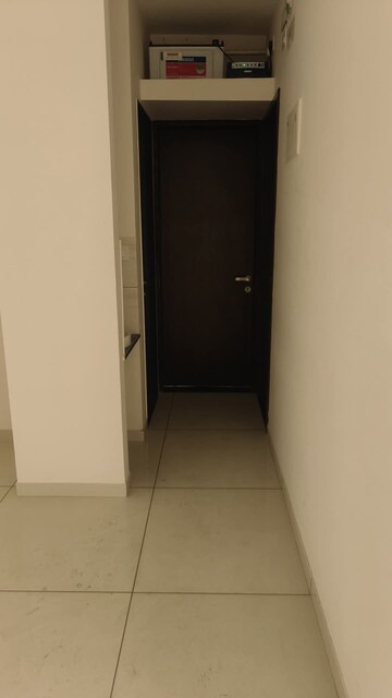 Furnished Amenities in 2 BHK Apartment at Yashwin Orrizonte, Kharadi – for Rent