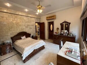 Bedroom in 5 BHK Independent House at Neumec Amboli Angles, Andheri West – for Sale