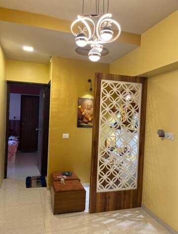 Room in 2 BHK Apartment at Lodha Amara, Kolshet Road – for Rent