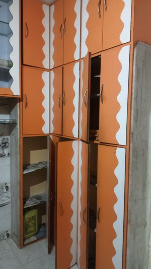 Room in 1 BHK Apartment at Nerul Sector 2 – for Sale