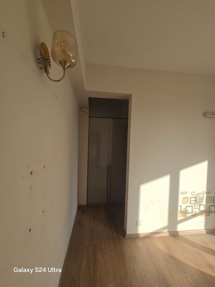 Room, lotus-panache 4 Bedroom 2794 Sq.Ft. Apartment In Sector 110 Noida 8409208