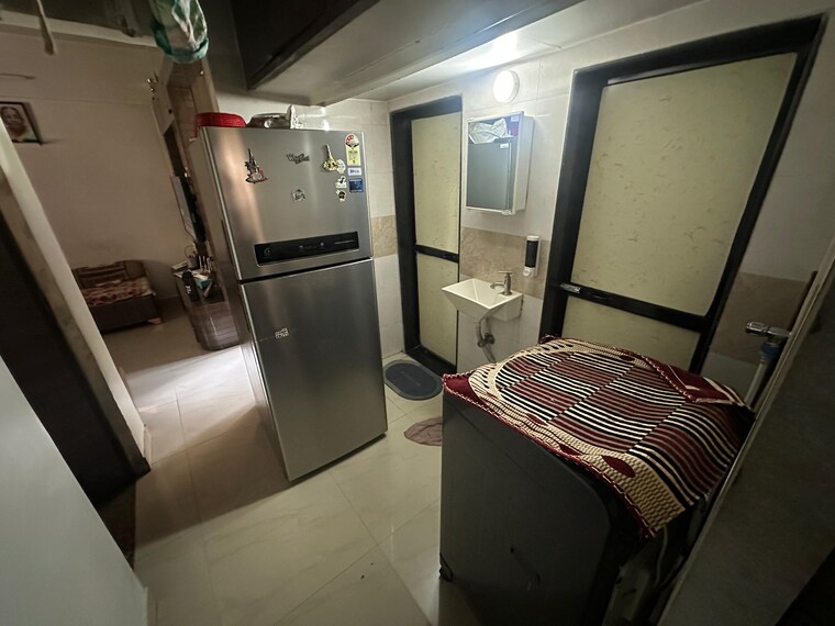 Master Bedroom, andheri east 1.5 Bedroom 480 Sq.Ft. Apartment In Andheri East Mumbai 8409210