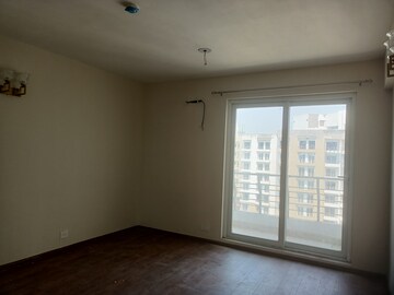 Room in 4 BHK Apartment at The 3C Lotus Panache, Sector 110 – for Rent