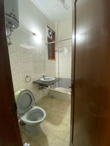 Bathroom in 3 BHK Builder Floor at Safdarjang Enclave – for Rent