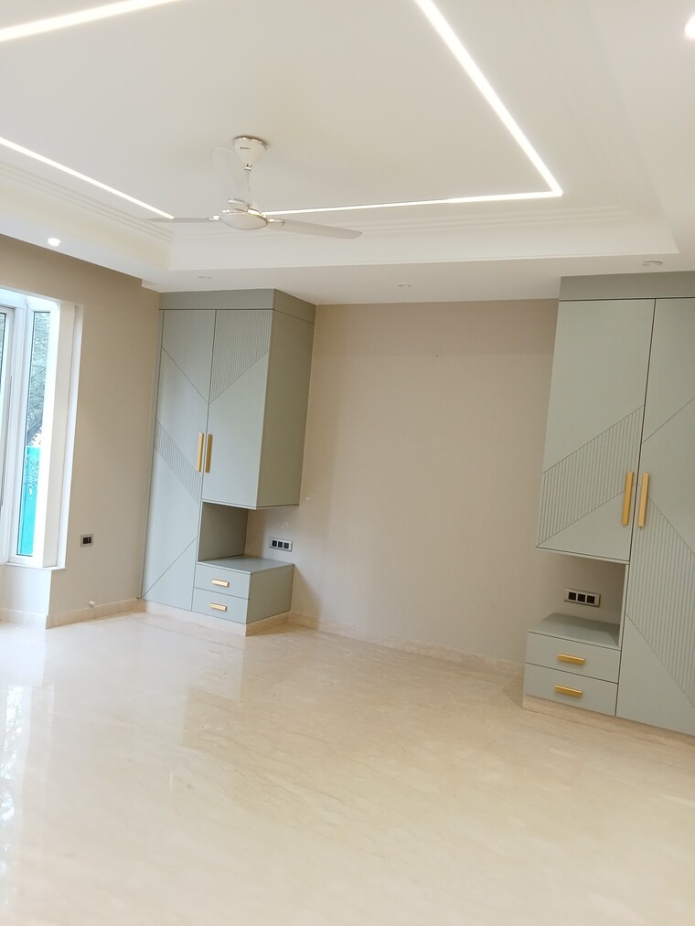 Room, safdarjung enclave 3 Bedroom 1800 Sq.Ft. Builder Floor In Safdarjung Enclave Delhi 8409263