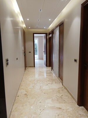 Building Lobby in 3 BHK Builder Floor at Safdarjung Enclave – for Sale