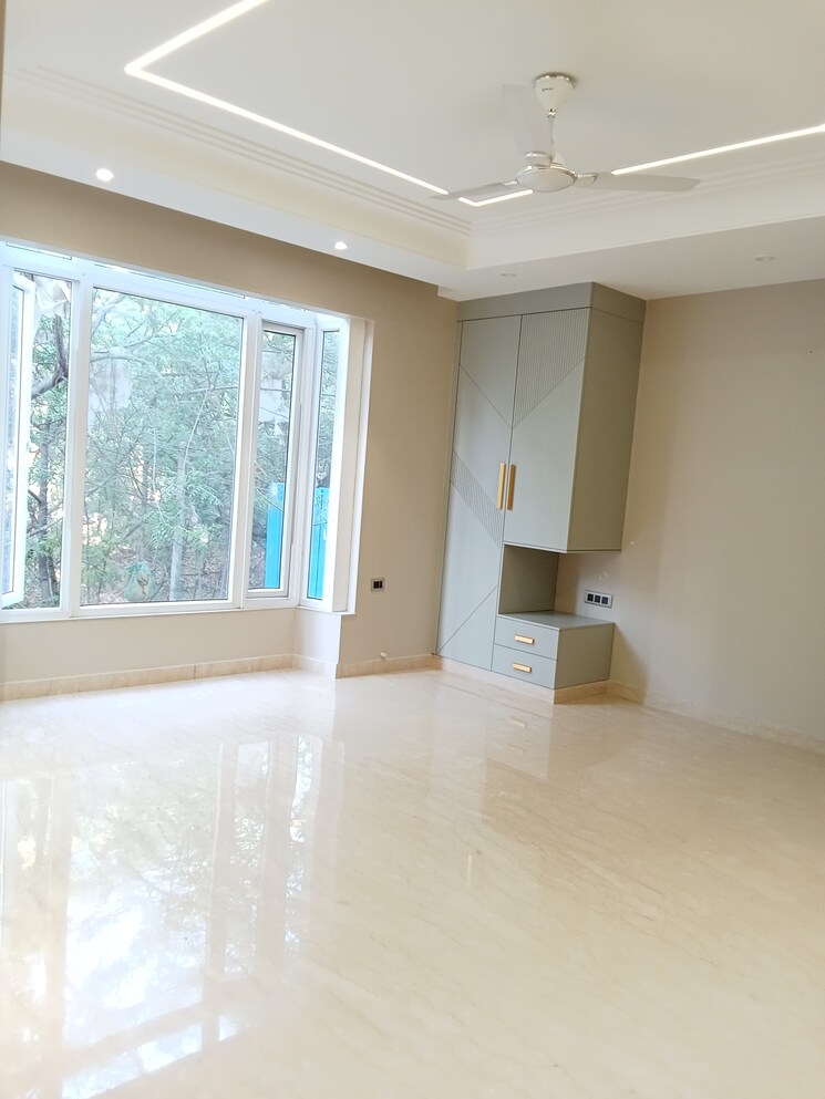 Room, safdarjung enclave 3 Bedroom 1800 Sq.Ft. Builder Floor In Safdarjung Enclave Delhi 8409263