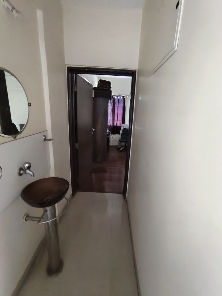 Bathroom, goel-ganga-carnation 3 Bedroom 1620 Sq.Ft. Apartment In Koregaon Park Pune 8409282