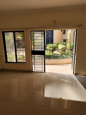Room in 3 BHK Apartment at Kumar Sophronia, Kalyani Nagar – for Sale