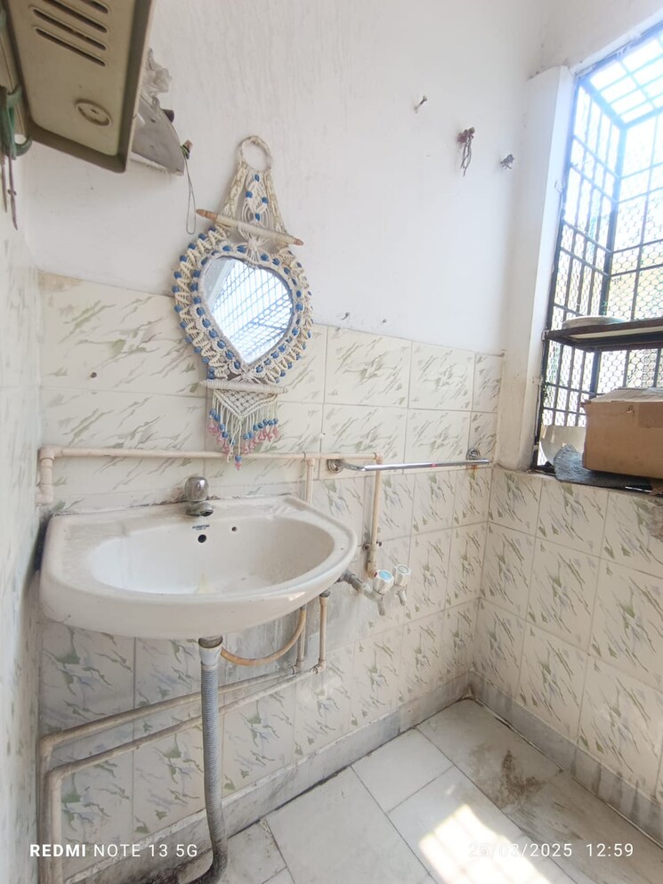 Bathroom, tarnaka 2 Bedroom 1050 Sq.Ft. Apartment In Tarnaka Hyderabad 8409299