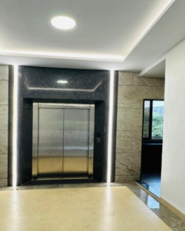 Room in  Office Space at Sector 16 – for Rent