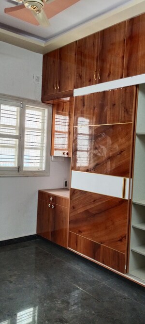 Furnished Amenities in 5 BHK Independent House at Horamavu – for Sale