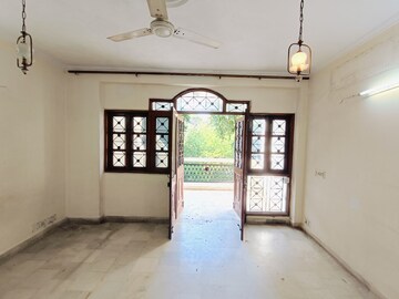 Room in 2 BHK Builder Floor at Malviya Nagar – for Rent