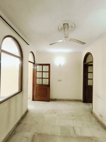 Building Lobby in 2 BHK Builder Floor at Malviya Nagar – for Rent
