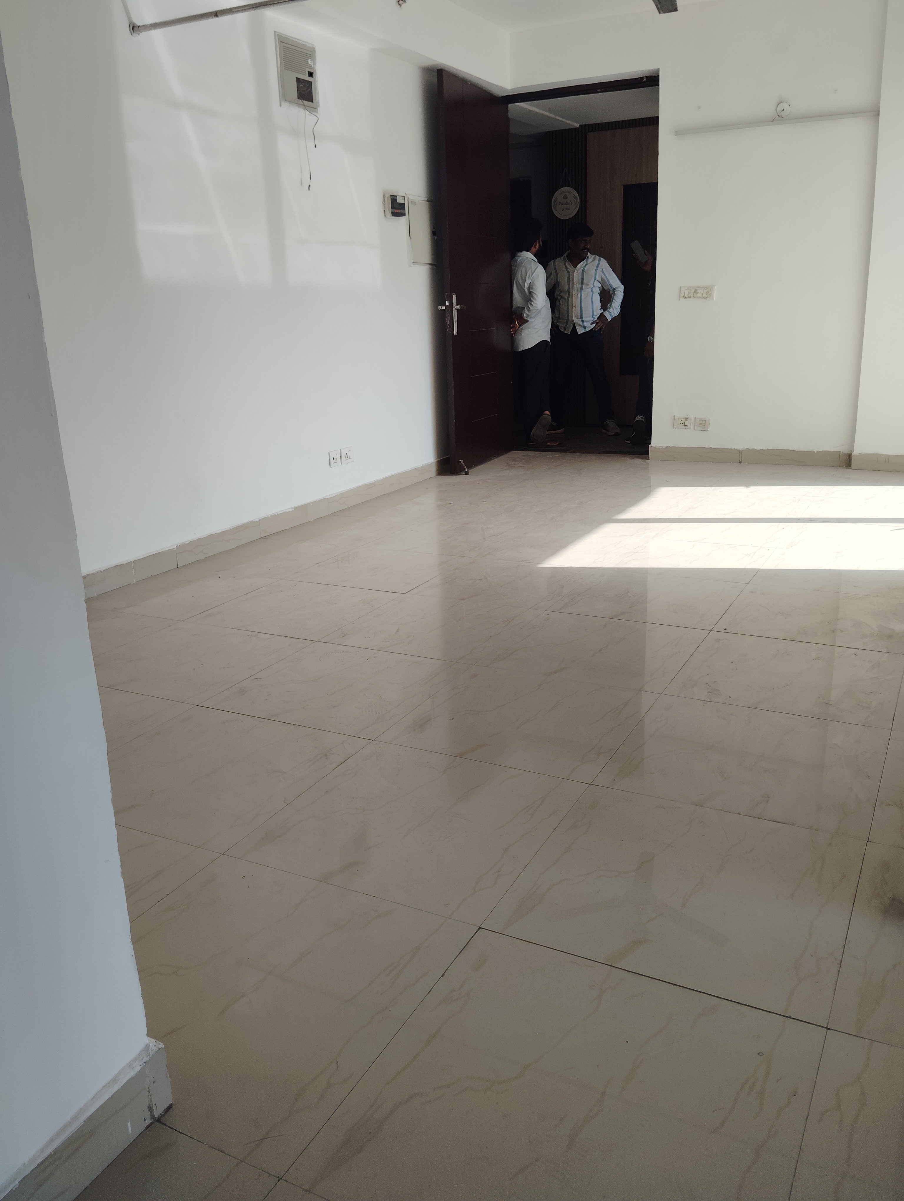 3 BHK + Servant Room Apartment For Sale in Assotech Windsor Court