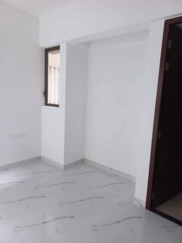 Room in 2 BHK Apartment at Raymond Ten X Habitat, Pokhran Road No Two – for Rent