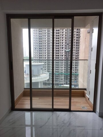 2 BHK Apartment For Rent in Raymond Ten X Habitat, Pokhran Road No 2