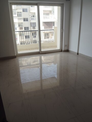 2.5 BHK Apartment For Rent in Supertech Cape Town, Sector 74