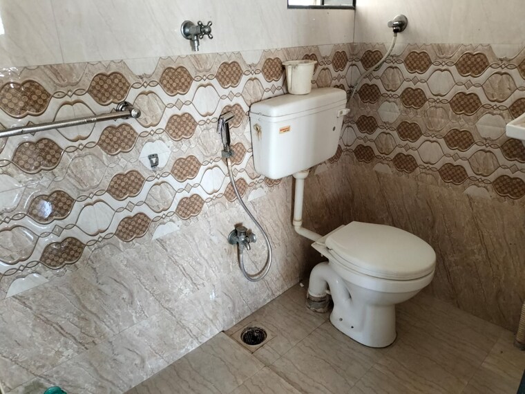 Bathroom, rutu-estate 3 Bedroom 900 Sq.Ft. Apartment In Brahmand Thane 8409529