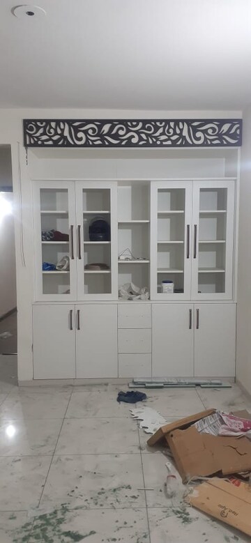 Building Lobby in 3 BHK Apartment at BPTP Discovery Park, Sector 80 – for Rent
